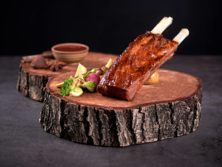 CHIC Restaurant & Bar | Bay Hotel Ho Chi Minh